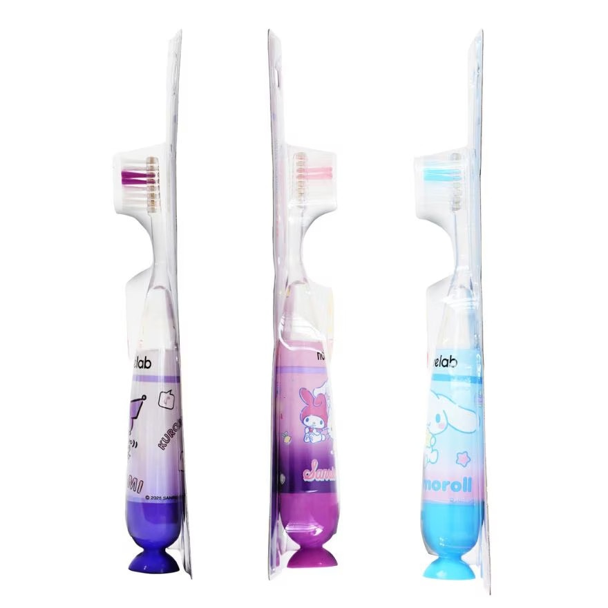 NATURELAB Sanrio Light Up Toothbrush