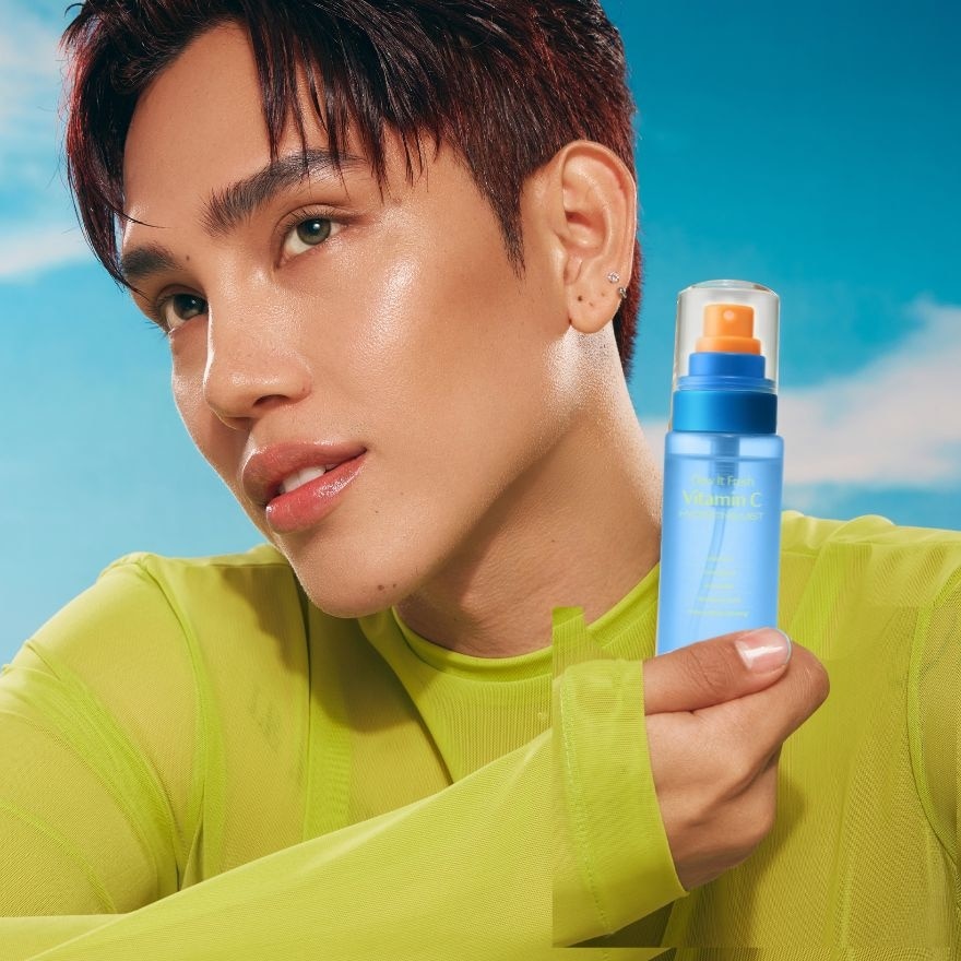 SOLA Dew It Fresh Vitamin C Hydrating Mist 100ml