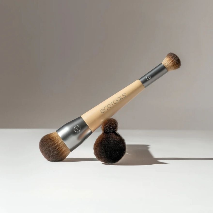 ECOTOOLS Blend Dual Brush Blend and Conceal Brush Duo 1 Pack image