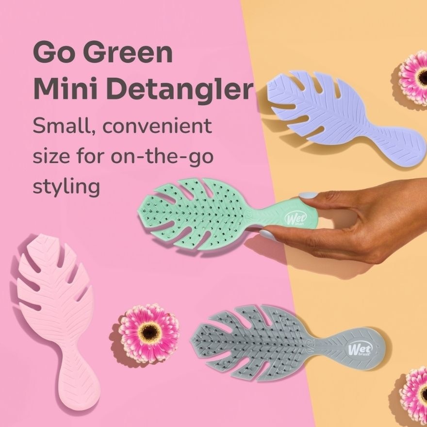 WET BRUSH Go Green Mini Detangler Lavender